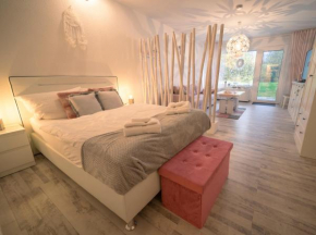 TRUTH Ruhe Oase, Naturblick, Smart TV, Terrasse Brilon